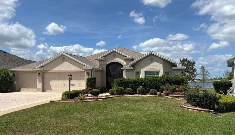 Roof replacement specialists Four Corners Florida